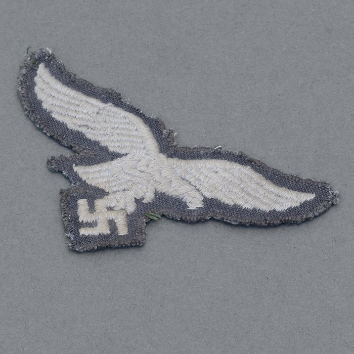 JDE7 Luftwaffe national emblem on rayon backing for overseas or M43 cap — image 3