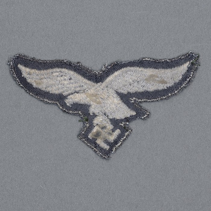 JDE7 Luftwaffe national emblem on rayon backing for overseas or M43 cap — image 4