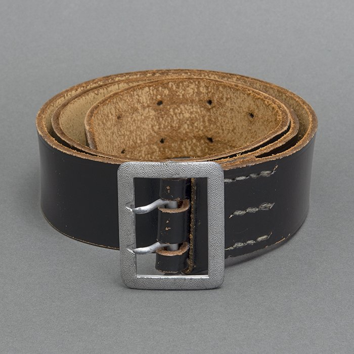 JDE112 Heer officer's black leather double claw belt — image 2