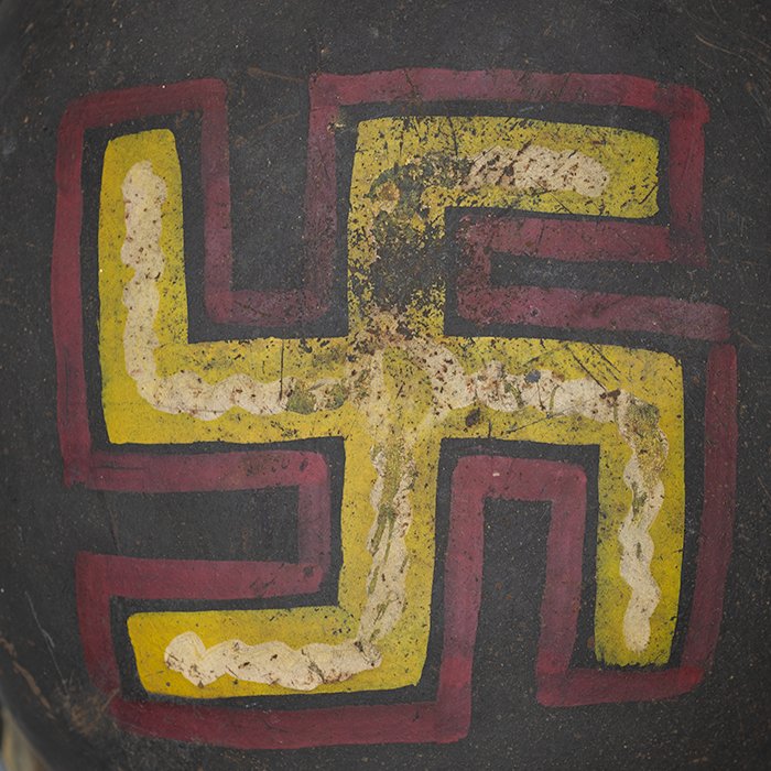 SM1 Spectacular battle damaged Waffen-SS M40 single decal 'GI Art' helmet — image 10
