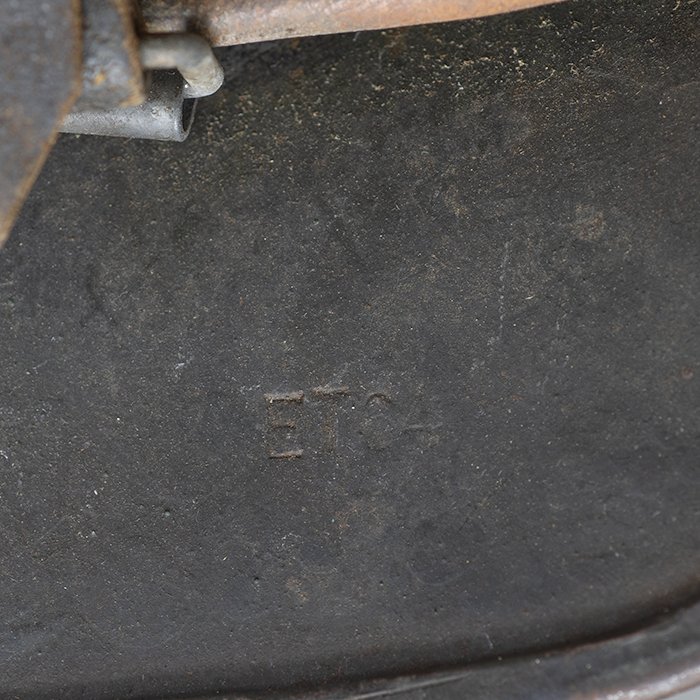 SM1 Spectacular battle damaged Waffen-SS M40 single decal 'GI Art' helmet — image 31