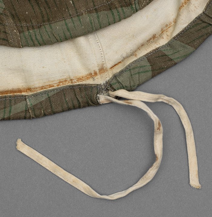 JDE140 Service used Heer Splittertarn camouflaged helmet cover — image 21