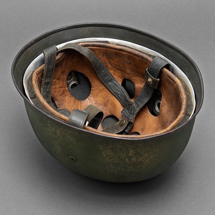 HD7 Classic Luftwaffe M38 6. Fallschirmjäger Regiment two color camouflage helmet — image 25