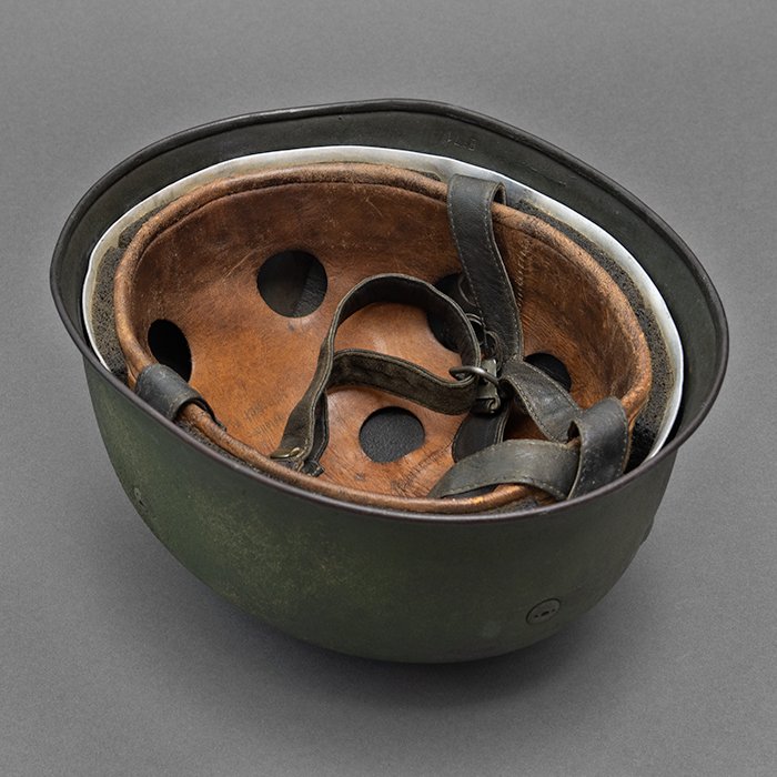 HD7 Classic Luftwaffe M38 6. Fallschirmjäger Regiment two color camouflage helmet — image 31