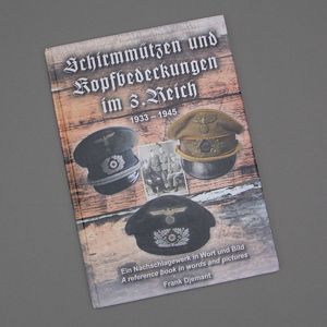 HN2 Hard cover book Schirmmützen und Kopfbedeckungen im 3. Reich …