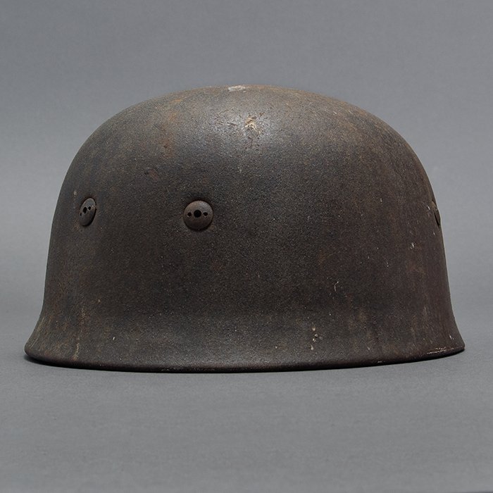 GR1 Luftwaffe M38 single decal Fallschirmjäger helmet — image 15