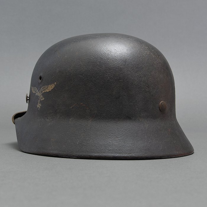 DM16 Luftwaffe M40 single decal helmet — image 7