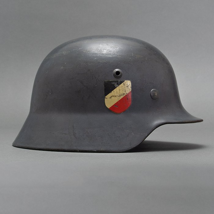 JS4 Luftwaffe M35 double decal helmet with first pattern eagle — image 10