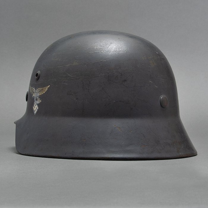JS4 Luftwaffe M35 double decal helmet with first pattern eagle — image 8