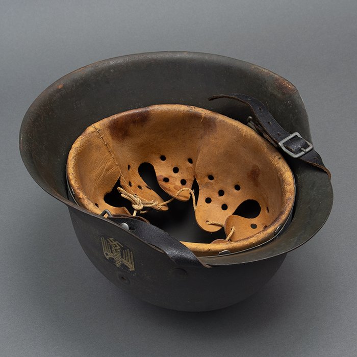 JS5 Heer M42 single decal helmet — image 17