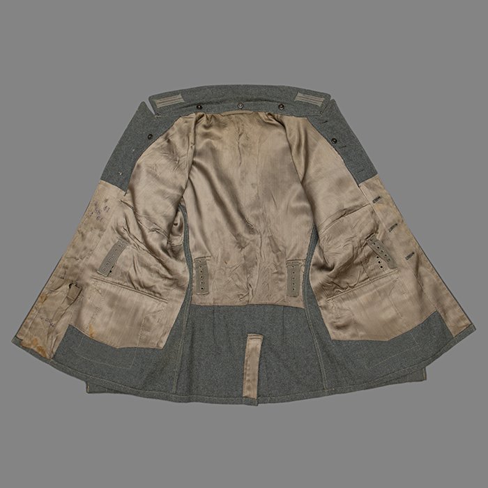 SP2 Heer M43 service blouse for a Aufklarüngs or Kavallerie EM — image 20