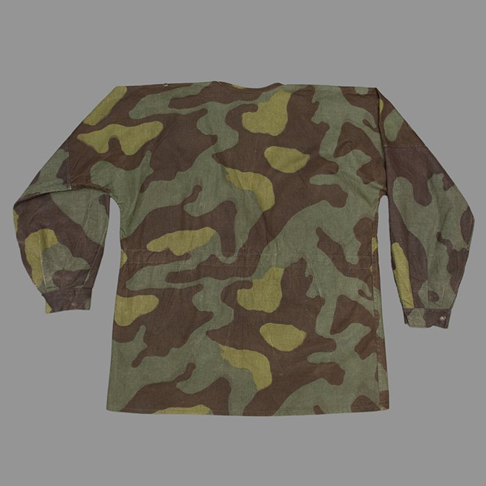BG2 German made pullover smock in Italian camouflaged fabric — image 26