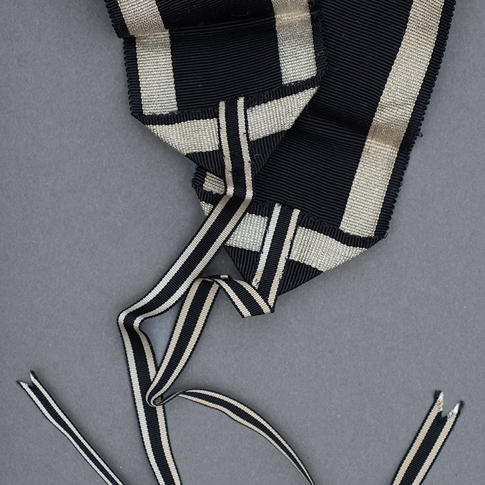 JS11 Cased Pour le Mérite mit Krone — image 16