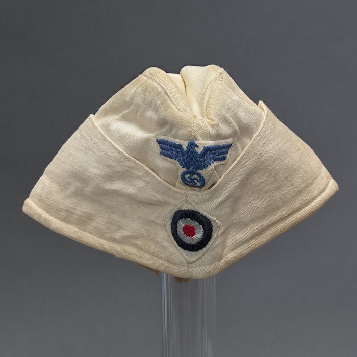 DM20 French made white Kriegsmarine EM overseas cap — image 4
