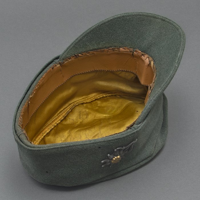 DM15 High quality Heer officer's Bergmütze manufactured by the Erel firm — image 17