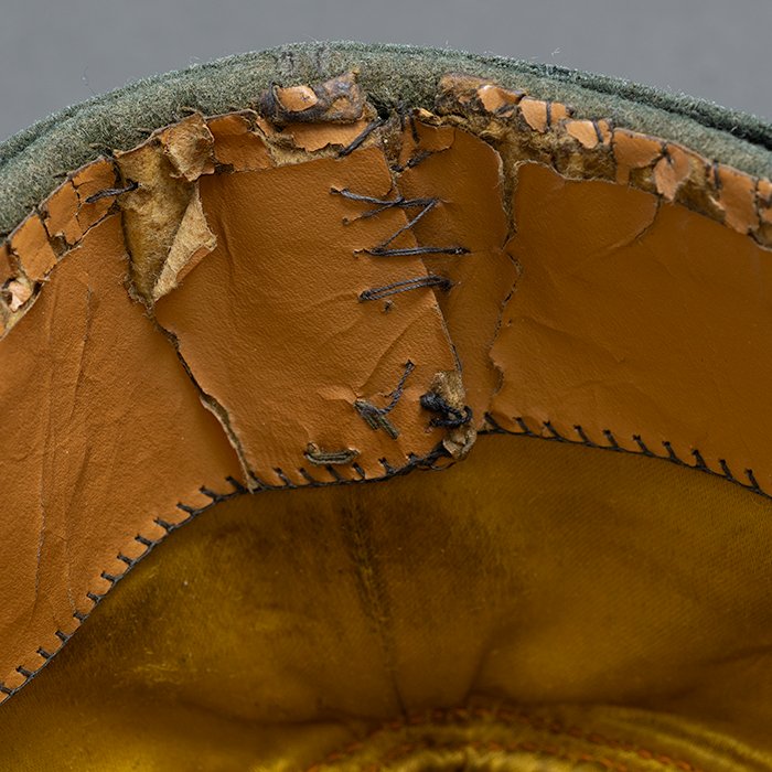 DM15 High quality Heer officer's Bergmütze manufactured by the Erel firm — image 19