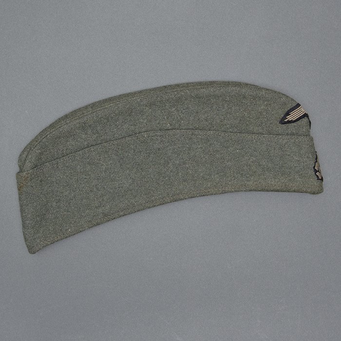 SP4 Super earlier quality Waffen-SS M40 EM overseas cap — image 12