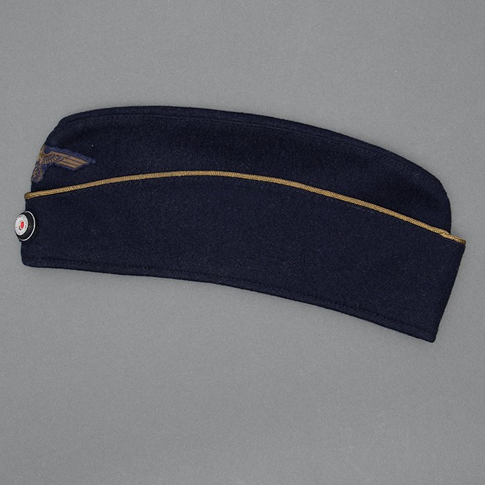 SP11 Excellent Kriegsmarine officer's overseas cap — image 10