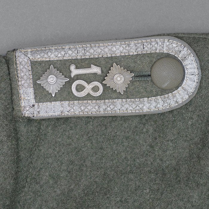 FI3 Heer M41 type service blouse for a Nachschub Feldwebel — image 10