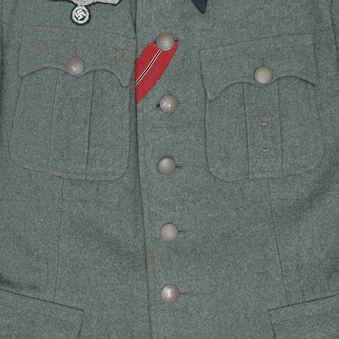 FI4 Privately made service blouse for a Heer Gebirgsjäger Hauptmann — image 13