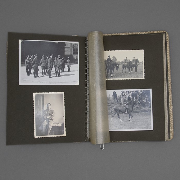 JS10 Early war photo album for a soldier in a Heer Kavallerie unit — image 14