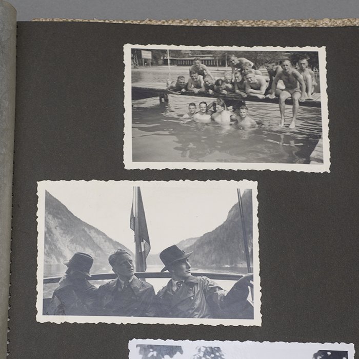 JS10 Early war photo album for a soldier in a Heer Kavallerie unit — image 30
