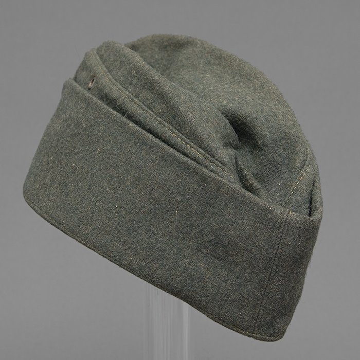 SP6 Service worn Heer EM M42 cap with factory sewn trapezoid shaped insignia — image 11