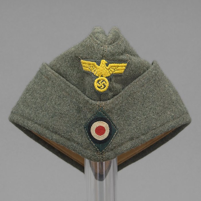 SP10 Later issue Kriegsmarine coastal artillery EM overseas cap — image 4