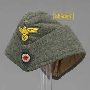 SP10 Later issue Kriegsmarine coastal artillery EM overseas cap