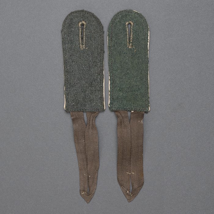 RAS59 Service worn Heer M44 service blouse for an Infanterie EM in gabardine fabric — image 16