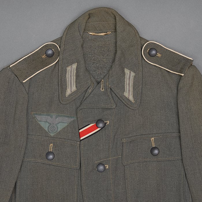RAS59 Service worn Heer M44 service blouse for an Infanterie EM in gabardine fabric — image 3