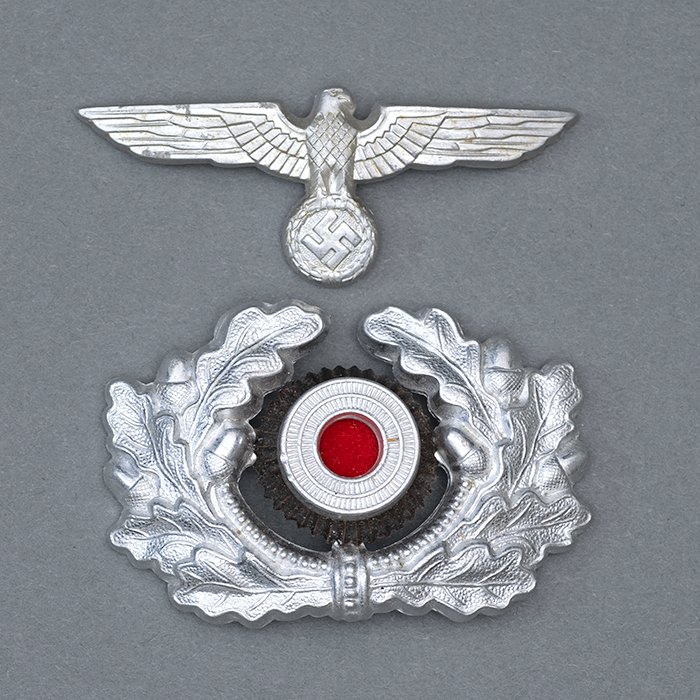 DM23 Insignia set for a Heer visored cap — image 2
