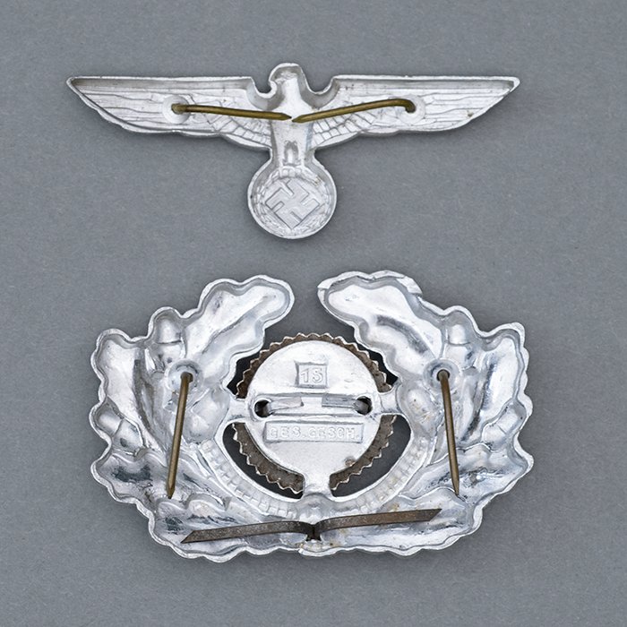 DM23 Insignia set for a Heer visored cap — image 3