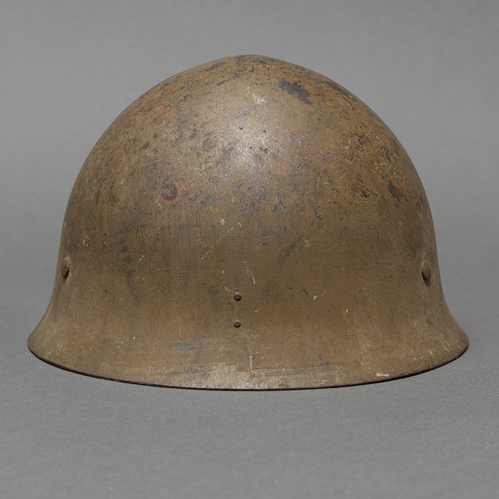 TI1 Imperial Japanese Army Type 90 combat helmet — image 7