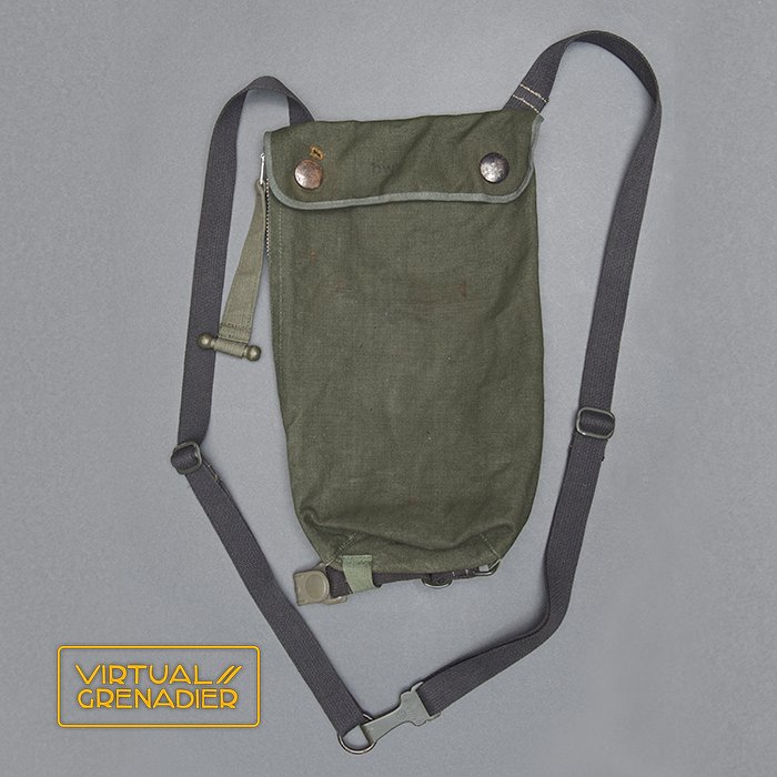 HB2 Early Fallschirmjäger gas mask carrying bag — image 2