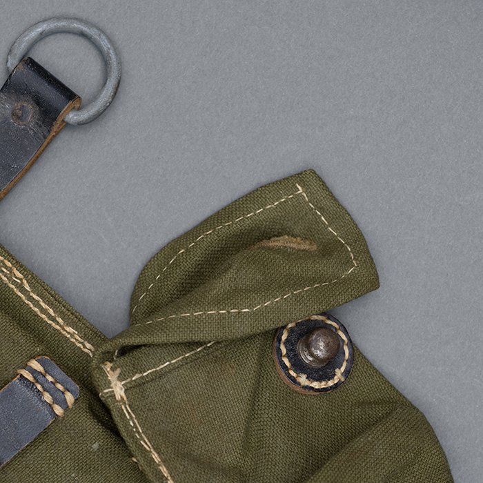 HB3 Pair of service used MP40 magazine pouches, clg 43 — image 5