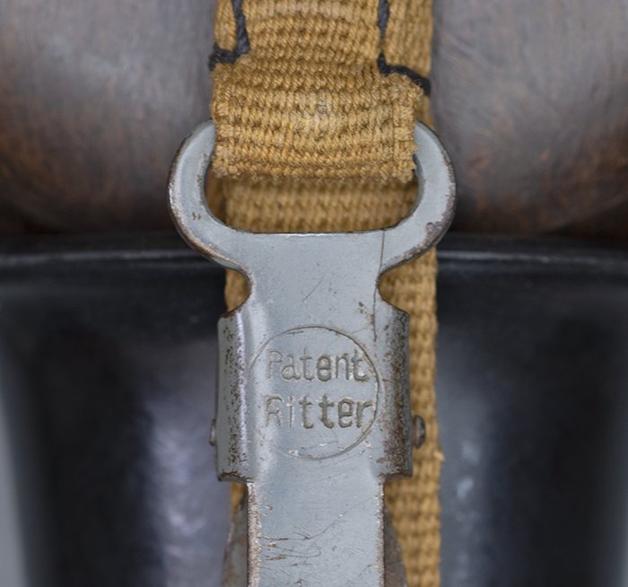 JDE94 Heer M31 issue plastic impregnated wood water bottle with plastic cup — image 8