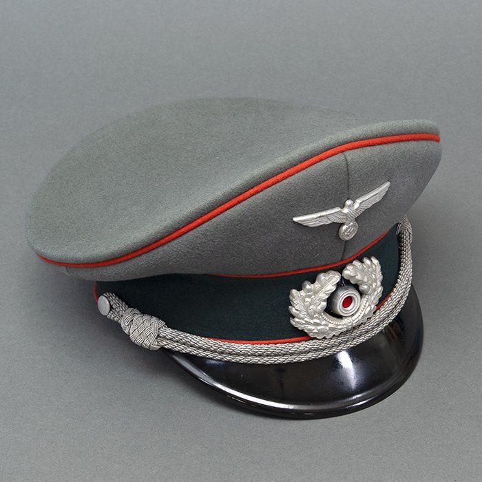 HT6 Beautiful Heer Artillerie officer's visored cap by HPC — image 13