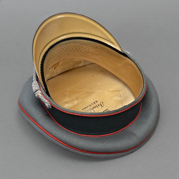 HT6 Beautiful Heer Artillerie officer's visored cap by HPC — image 17