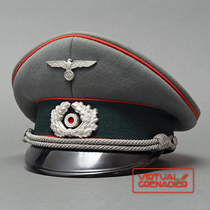 HT6 Beautiful Heer Artillerie officer's visored cap by HPC — image 2