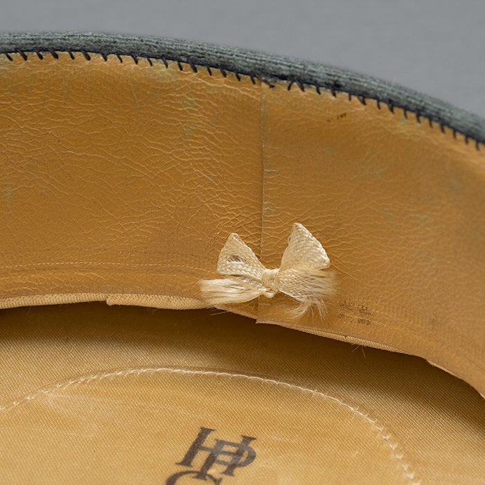 HT6 Beautiful Heer Artillerie officer's visored cap by HPC — image 20