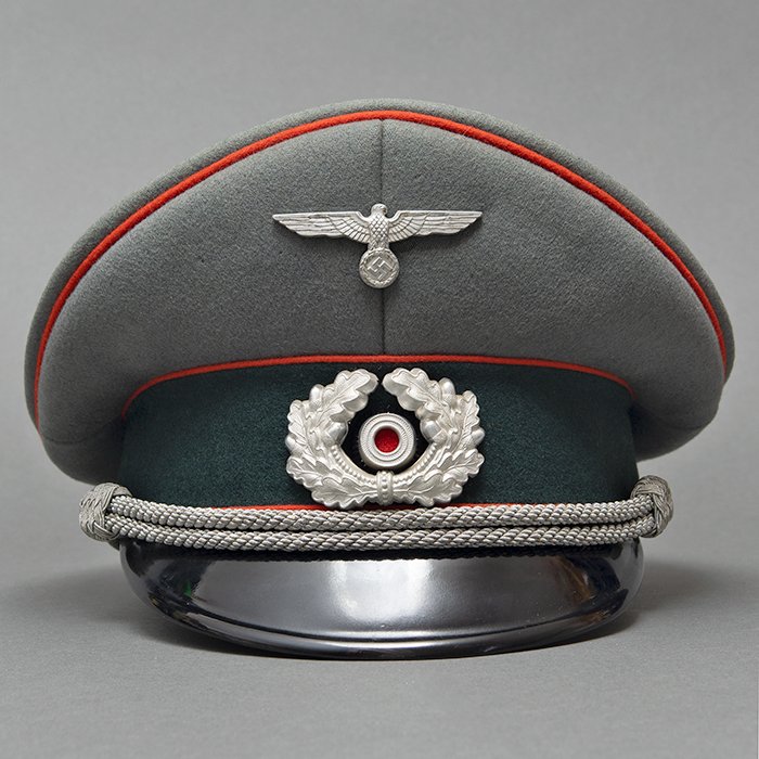 HT6 Beautiful Heer Artillerie officer's visored cap by HPC — image 4