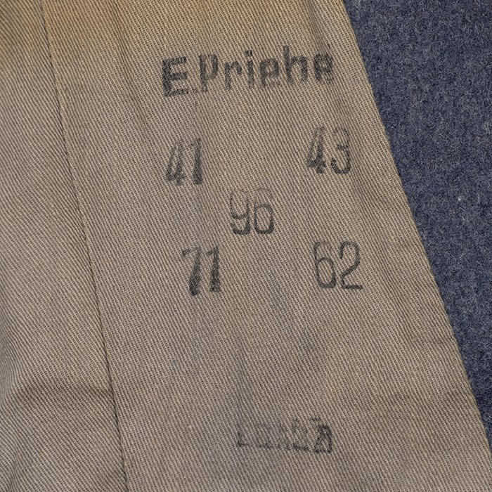 HT1 Excellent named pre war quality issue four pocket service blouse for a Luftwaffe Gefreiter in Regiment General Göring — image 26