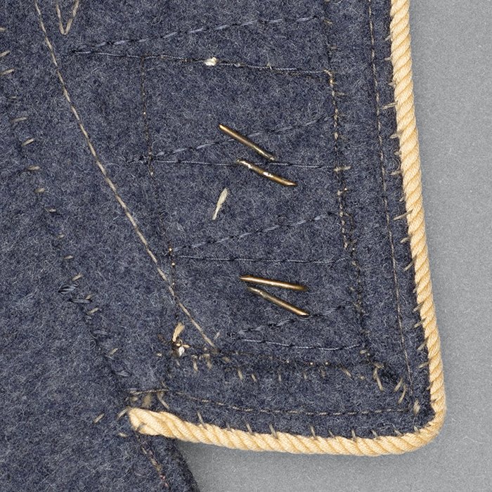 HT1 Excellent named pre war quality issue four pocket service blouse for a Luftwaffe Gefreiter in Regiment General Göring — image 6