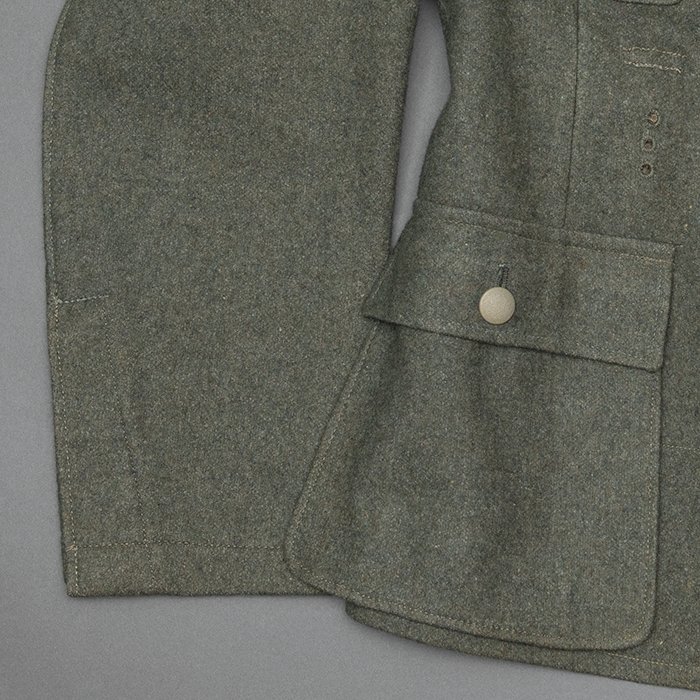 HB1 Excellent Heer M43 blouse for a Panzergrenadier Oberschütze — image 15