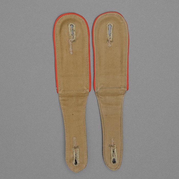 PR7 Service used Luftwaffe tropical service blouse for a Gefreiter of Flak — image 14