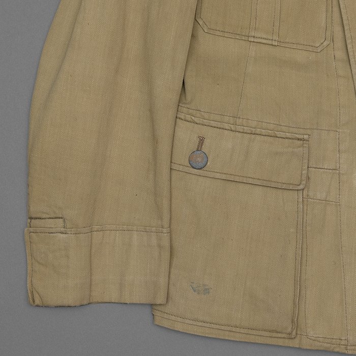 PR7 Service used Luftwaffe tropical service blouse for a Gefreiter of Flak — image 19