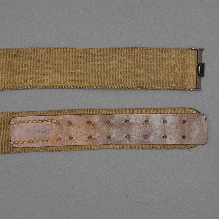 GR7 Luftwaffe EM tropical belt and buckle, N&H 1942 — image 13