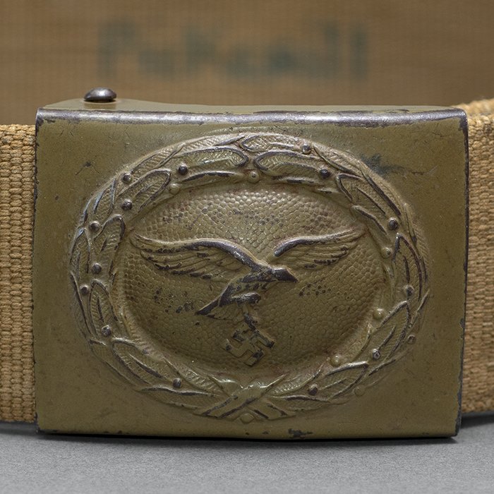 GR7 Luftwaffe EM tropical belt and buckle, N&H 1942 — image 3