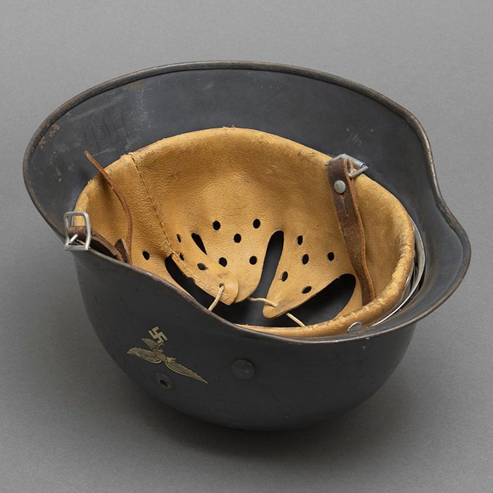 GR2 Luftwaffe M35 double decal helmet with early pattern eagle — image 18